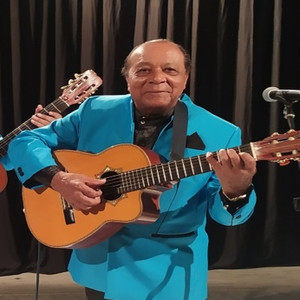 Variado Oscar Velásquez