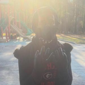 Free Swerve (feat. Yung Kirk) (Explicit)