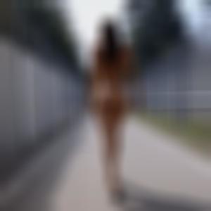 LIBERADA (feat. Vee ELi) (Explicit)