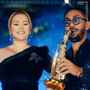 Plina-i lumea de feciori