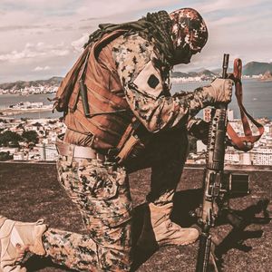 SOLDADOS PERDIDOS NO CAMINHO