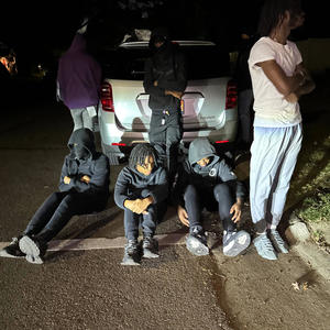 Itching (feat. 45liljay) (Explicit)