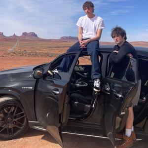 Collecting My Funds (feat. Jadennyx !) (Explicit)