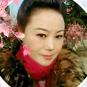 五星红旗迎风飘扬-刘恩菊