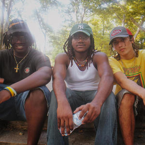 TopBox Freestyle (jaja) (feat. H.A.S.) (Explicit)