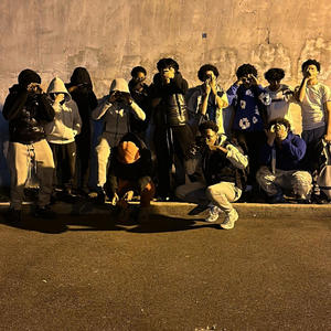 3 Man Weave (feat. Dkbreadyy, Jaystakxv & mariB) (Explicit)