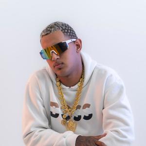 MC RB - ESSA MINA E BRABA NA DANÇA