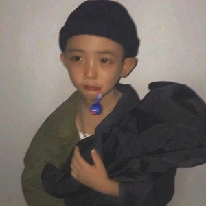 爱就一个字 (Live)