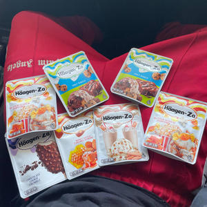 Bz Outside (feat. KashB) (Explicit)