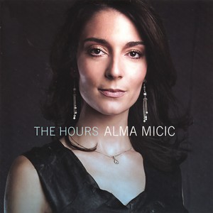Alma Mićić - April in Paris