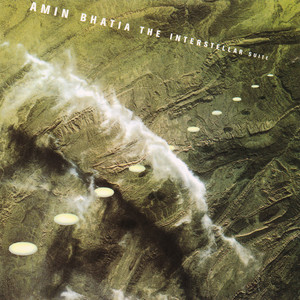 Rescue Fleet: Formation And Rescue Theme / Dive / Arrival At The Alien Fort