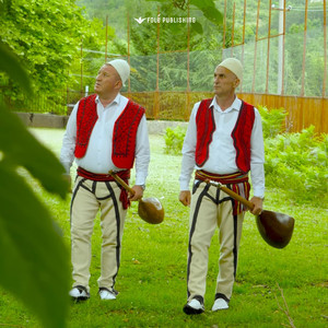 Kenge Kushtuar Rinis Kaqinarit