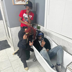 Glocky (feat. Yung Smiley, No$kope & Ixzi) (Explicit)