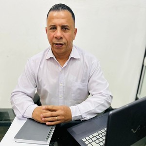 Momento tão feliz (Compositor Jailton santos)