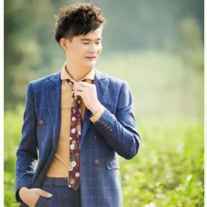 残儿当自强伴奏