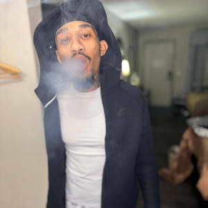 FREAK (feat. Raccs16x) (Explicit)