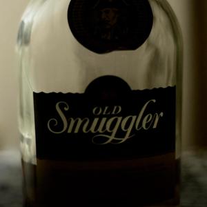 Whisky(feat. sin1rostro) (Explicit)