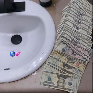 Escape reality (Explicit)