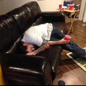 2 DRINK MINIMUM (Explicit)