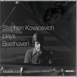 Stephen Kovacevich Plays Beethoven