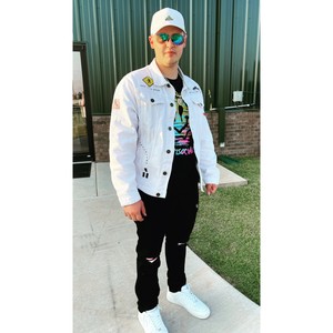 Middle Man (Explicit)