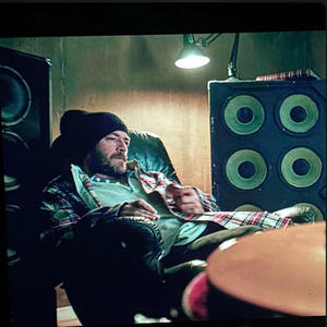 Speakers Blowin (Explicit)