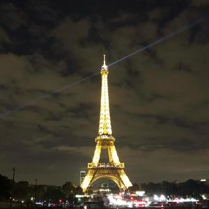 Love Triangle (feat. Jacquire King, Logan Todd & David Crutcher)