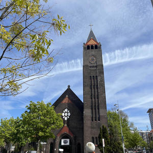 Stupid Rich (Explicit)