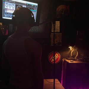 Not Sliding (Explicit)