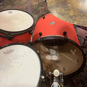 Eday - Alone in my room