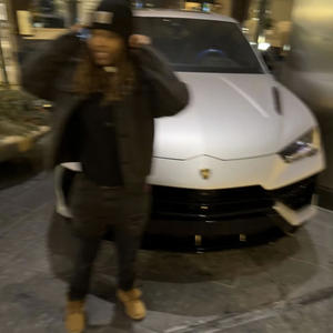aston martin musik (feat. DE$TOOO) (Explicit)