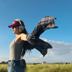 支离破碎的一切都是虚构