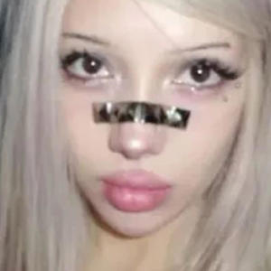 Girl vs WRLD (Explicit)