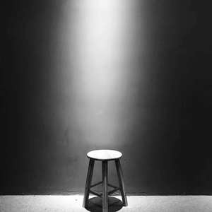 虚情假意 (伴奏)