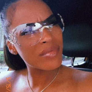 WTHELLY (Freestyle|Explicit)