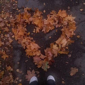 kiss in autumn (Slowed)