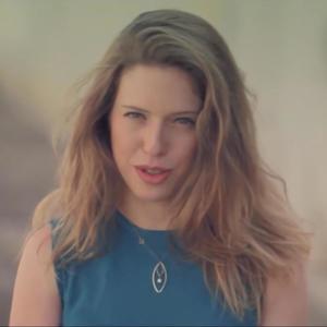 Beauty is her יש בה יופי