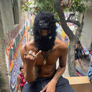 No e lo mismo (feat. Ronny la pinta & El barra lírica) (Explicit)