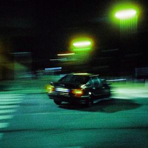 Chasing (feat. Rickie Wedlow) (Explicit)