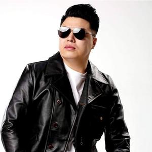 Bid neg angiinhan (feat. Uyanga)