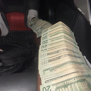 Had to get a bag (feat. Saint Fin) (Explicit)