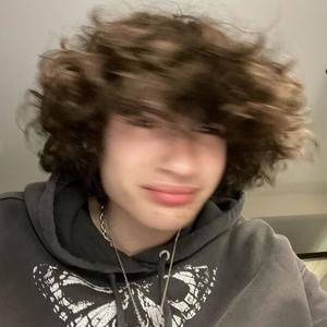 i need a ***** that look like lisa from pinkblack (Explicit)