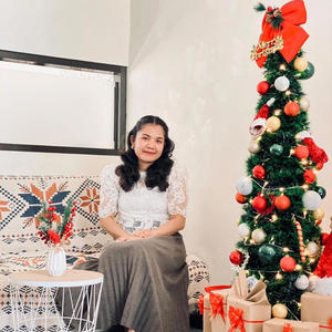 Telah Lahir Sebagai Anak Tukang Kayu (feat. Nindy Oematan)