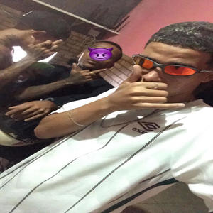 Varias Fita Guardado (feat. Mc Higuin & Mc Leozin zn) (Explicit)