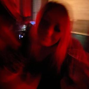 bricks and stones(feat. Flxmehimself)