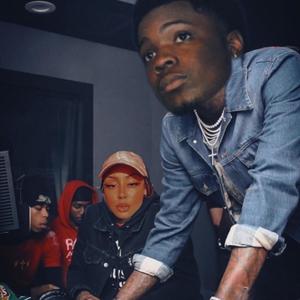 I Took The Hook Off (feat. Emerald Envyy) (Explicit)