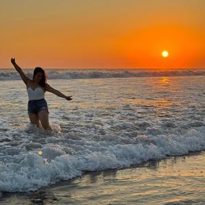 Volando Bajo Un Cielo Azul (feat. Edilson Abdiel)