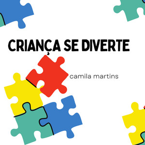 Criança se diverte