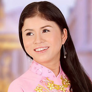 Minh Nguyệt - Cuộc Đời Ba Thế Hệ