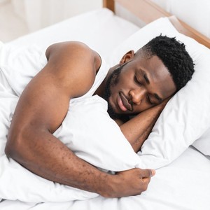 Relámpago Perdido En El Vaivén De Medianoche